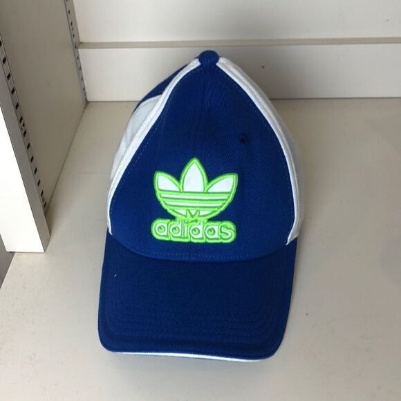 Early 2000’s Adidas Fitted Hat - Picture 1 of 5